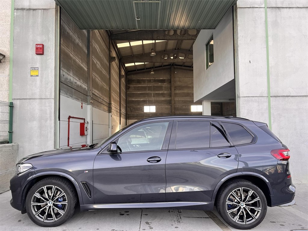 Foto 29 BMW X5 XDRIVE 30D M SPORT 