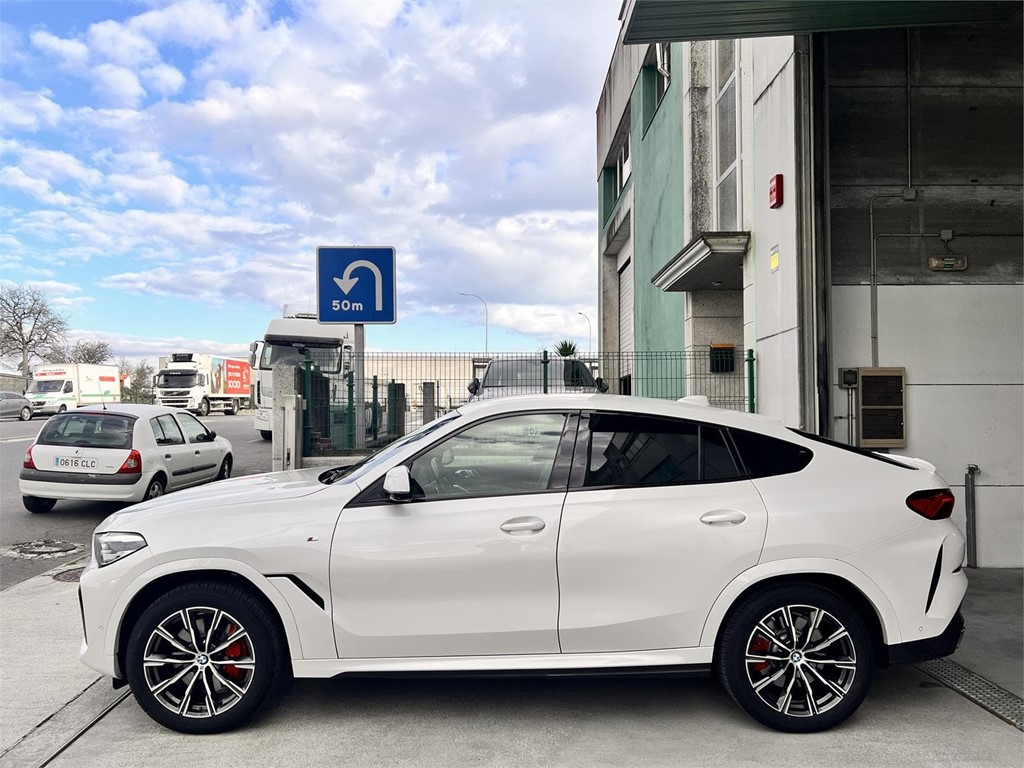 Foto 24 BMW X6 XDRIVE 30D M SPORT G06