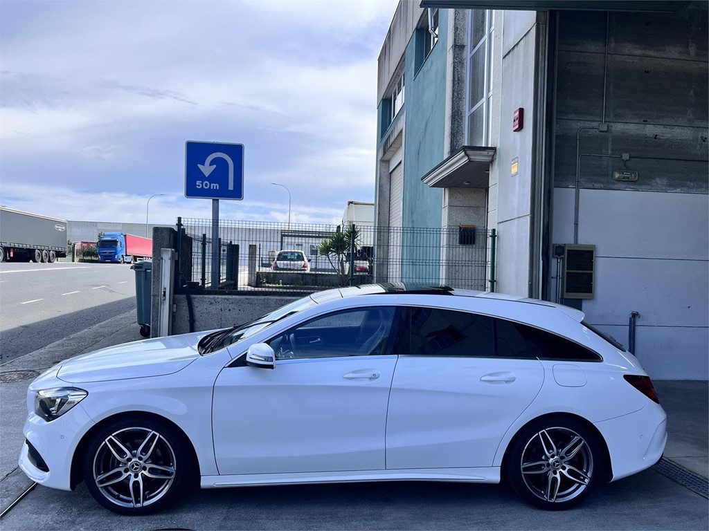 Foto 8 MERCEDES CLA 200D AMG LINE SHOOTING BRAKE 7G-DCT